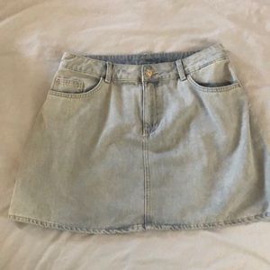H&M Light Wash Mini Skirt
